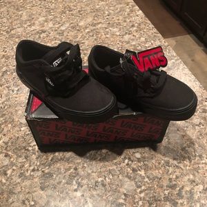 Vans Kids Boys 11 Child Black New in Box! Atwood